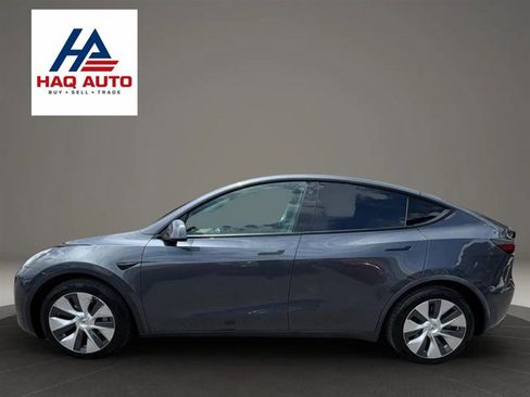 Used 2021 Tesla Model Y Long Range AWD/4WD image 8