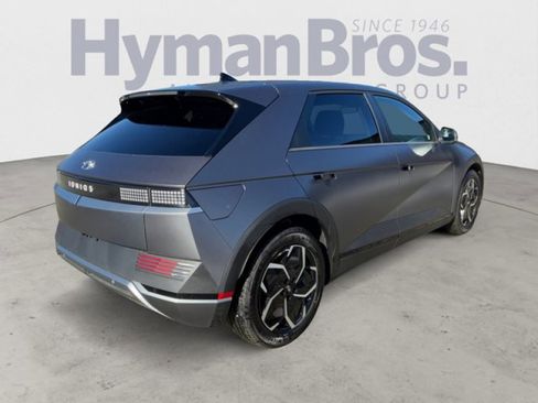 Used 2024 Hyundai Ioniq 5 SEL image 3