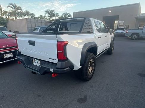 Used 2024 Toyota Tacoma 4x4 Double Cab Hybrid image 5