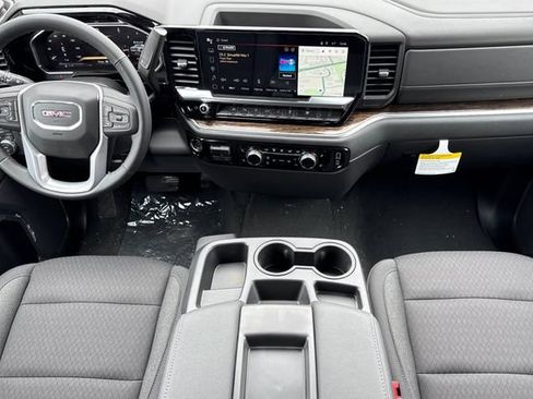 New 2026 GMC Sierra 1500 SLE w/ Preferred Package AWD/4WD image 15