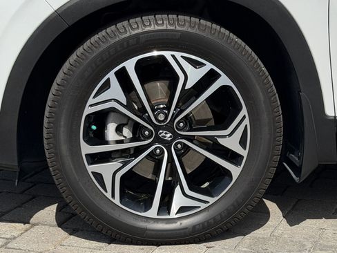 Used 2020 Hyundai Santa Fe SEL image 12