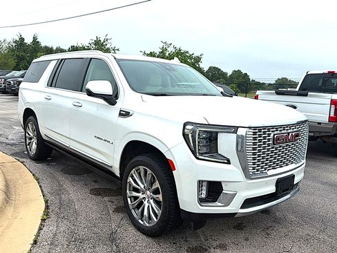 Used 2023 GMC Yukon XL Denali w/ Max Trailering Package RWD image 3