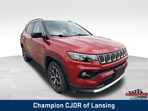 Used 2025 Jeep Compass Limited AWD/4WD image 9