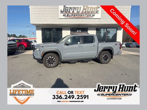Used 2023 Nissan Frontier PRO-4X w/ Technology Package image 1
