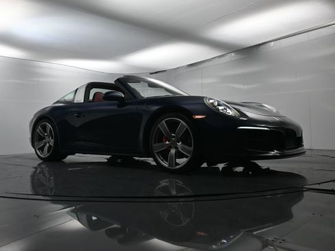 Used 2019 Porsche 911 Targa 4S image 62