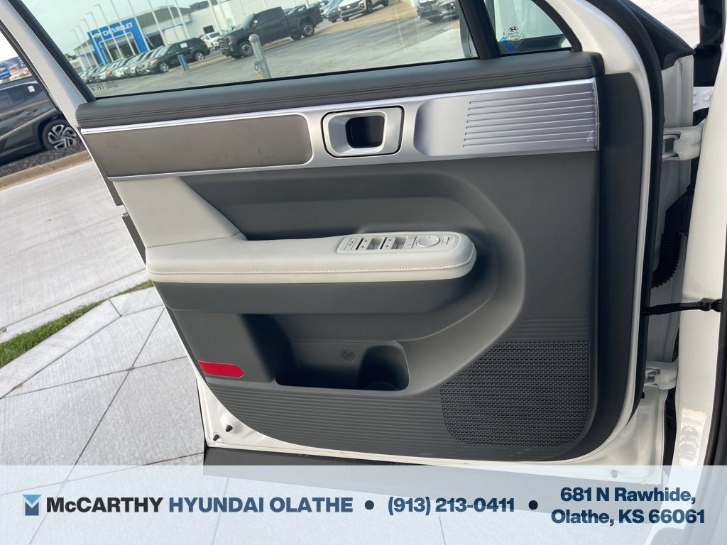 Used 2026 Hyundai Santa Fe SEL AWD/4WD image 29