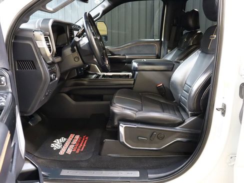 Used 2024 Ford F250 Platinum image 53