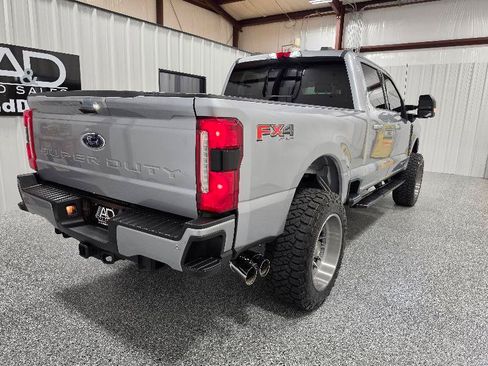 Used 2023 Ford F250 XLT w/ XLT Premium Package AWD/4WD image 9