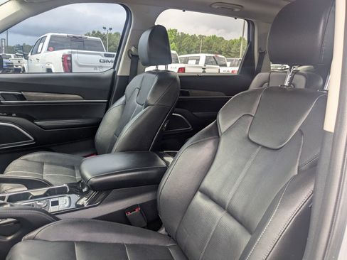 Used 2021 Kia Telluride SX w/ Nightfall Edition Package AWD/4WD image 15