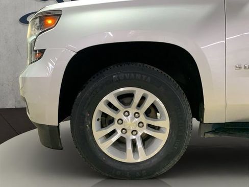 Used 2020 Chevrolet Suburban LT AWD/4WD image 14