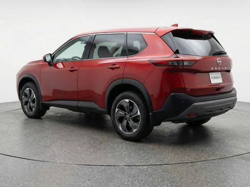 Used 2025 Nissan Rogue SV image 6