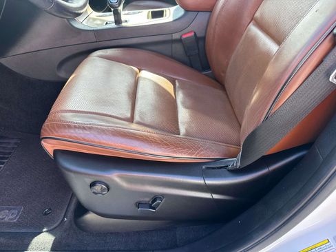 Certified 2015 Jeep Grand Cherokee Summit w/ Trailer Tow Group IV image 17