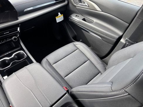 New 2026 Chevrolet Traverse LT w/ Driver Confidence Package image 10