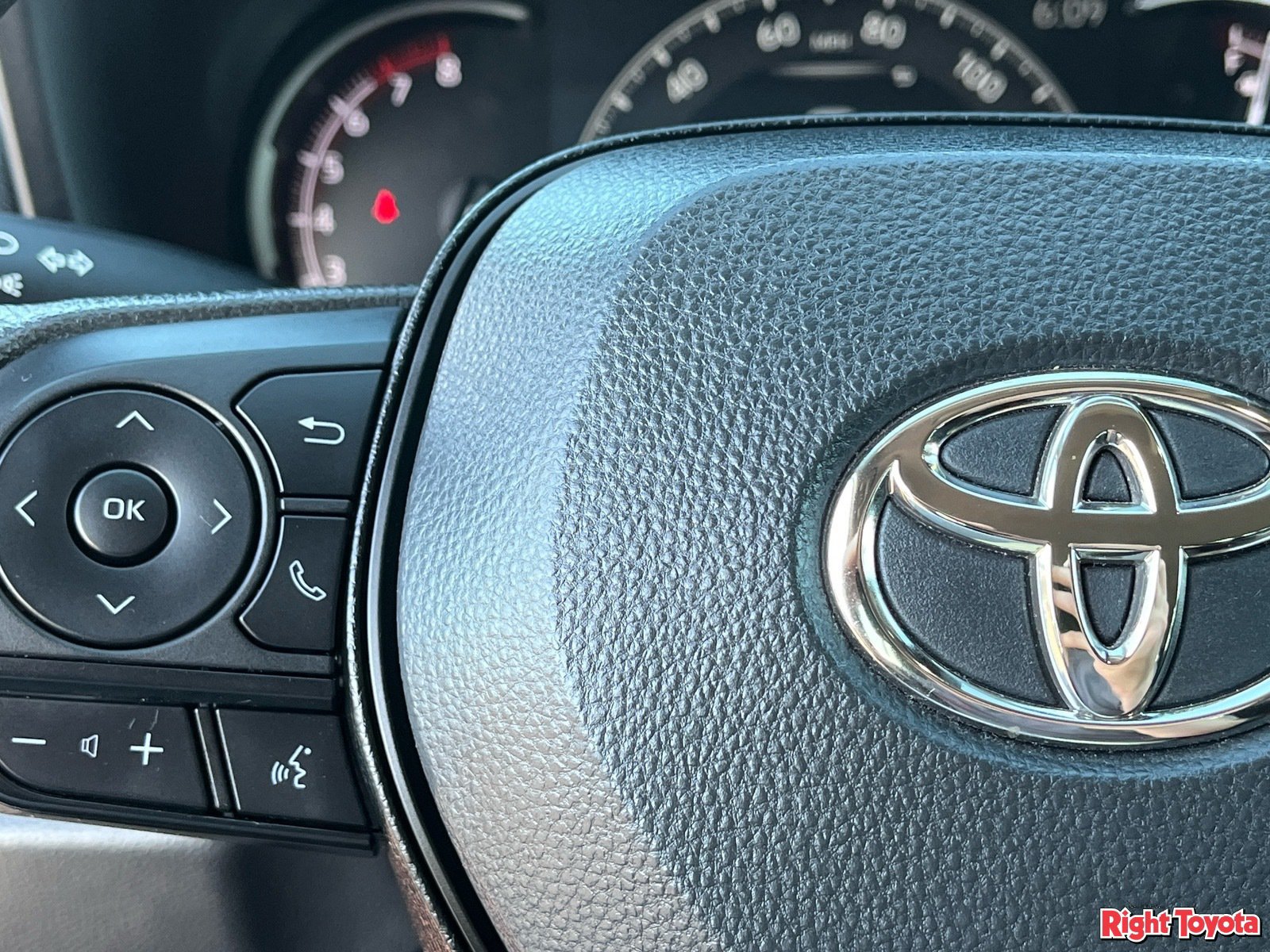 Certified 2025 Toyota RAV4 XLE AWD/4WD image 23
