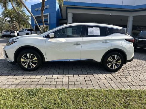 Used 2022 Nissan Murano SV FWD image 32