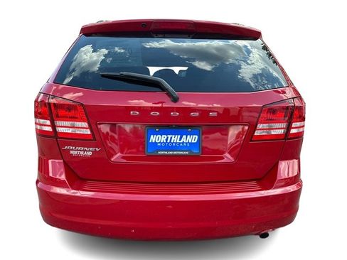 Used 2018 Dodge Journey SE w/ Connectivity Group FWD image 14