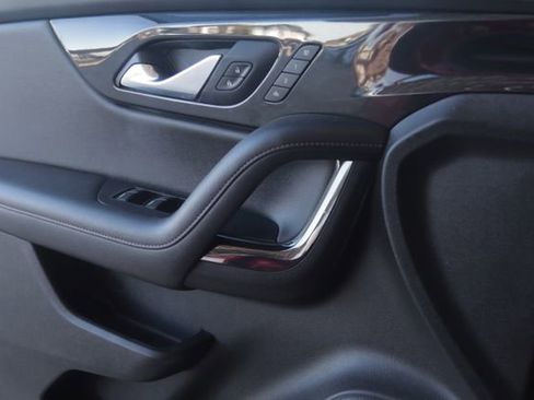 Used 2021 Chevrolet Blazer RS w/ Enhanced Convenience Package image 21