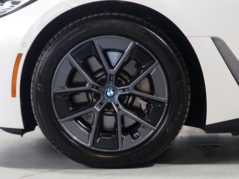 Used 2023 BMW i4 eDrive35 RWD image 53