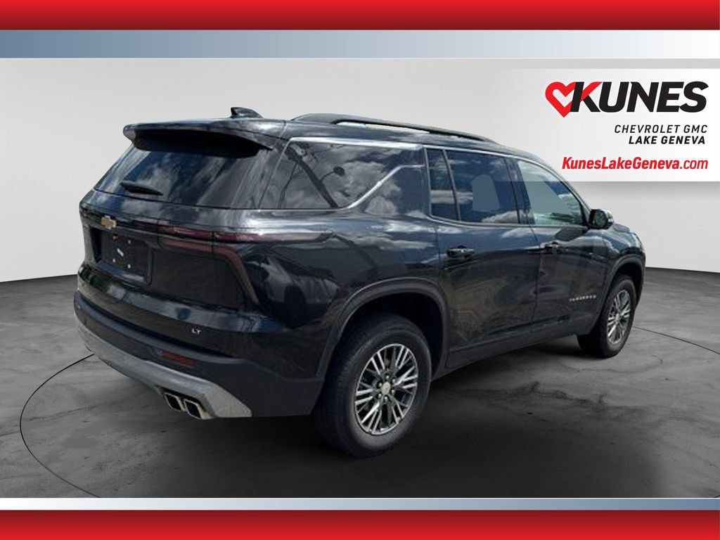 Used 2024 Chevrolet Traverse LT FWD image 4