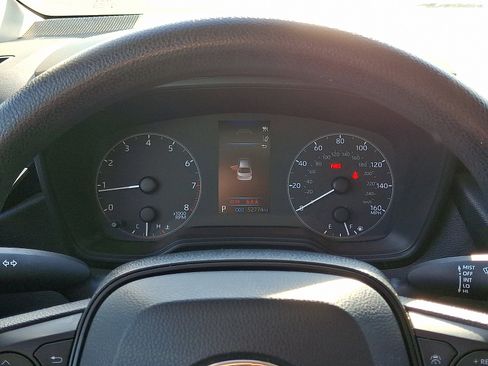 Used 2023 Toyota Corolla LE image 21