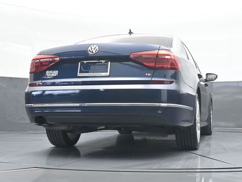 Used 2019 Volkswagen Passat 2.0T Wolfsburg image 56