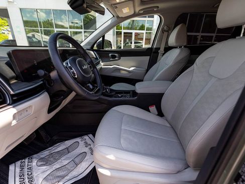 Used 2025 Kia Sorento X-Line EX AWD/4WD image 26