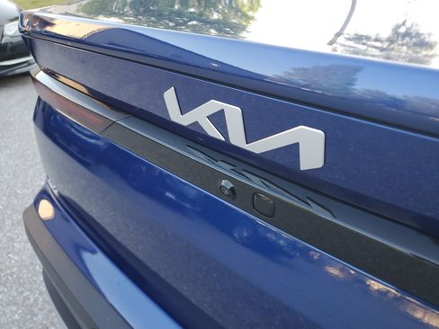 Used 2025 Kia K4 EX image 7