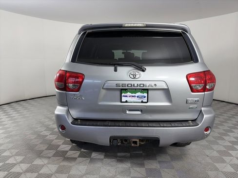 Used 2010 Toyota Sequoia SR5 image 6