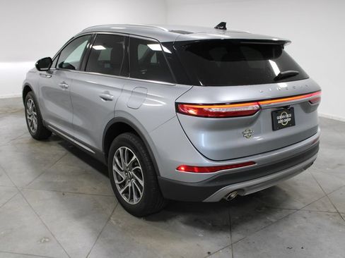 Used 2022 Lincoln Corsair AWD w/ Equipment Group 101A image 7