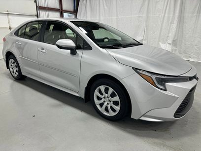 Used 2025 Toyota Corolla LE