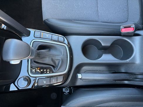 Certified 2024 Kia Seltos S image 21