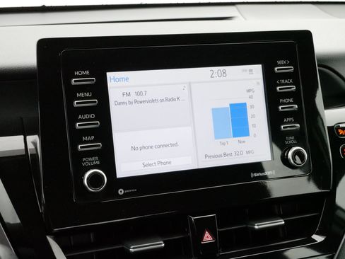 Used 2024 Toyota Camry LE image 22