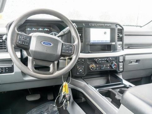 Used 2023 Ford F250 XLT AWD/4WD image 10