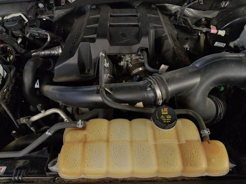 Used 2016 Ford F150 XLT w/ Equipment Group 301A Mid RWD image 30
