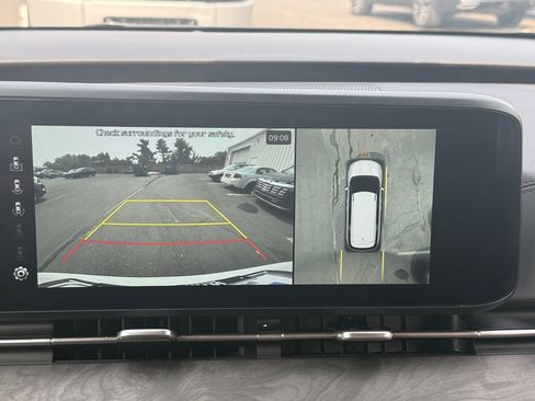 Used 2024 Kia Carnival SX FWD image 16