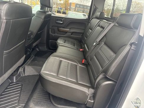 Used 2017 GMC Sierra 2500 Denali w/ Duramax Plus Package image 21