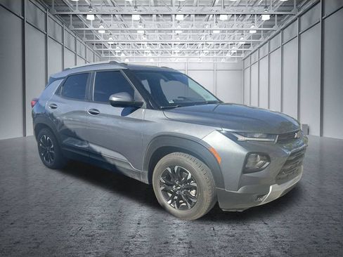 Used 2022 Chevrolet TrailBlazer LT FWD image 8