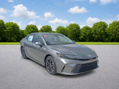 New 2026 Toyota Camry XLE image 1
