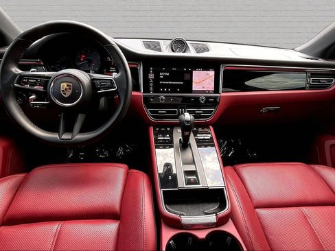 Used 2022 Porsche Macan S AWD/4WD image 7