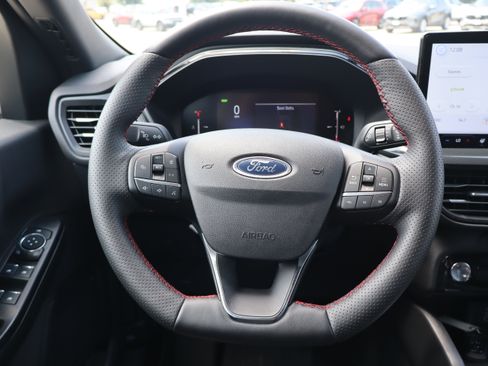 Used 2025 Ford Escape ST-Line Select w/ Tech Pack #1 AWD/4WD image 15
