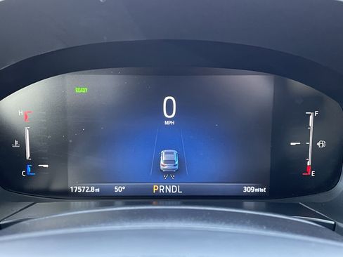 Used 2025 Ford Escape ST-Line w/ Equipment Group 301A image 22