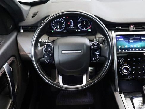 Used 2020 Land Rover Discovery Sport SE R-Dynamic image 16