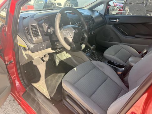 Used 2014 Kia Forte LX w/ Popular Package image 12
