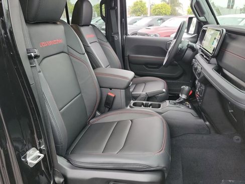 New 2026 Jeep Wrangler Unlimited Rubicon image 16