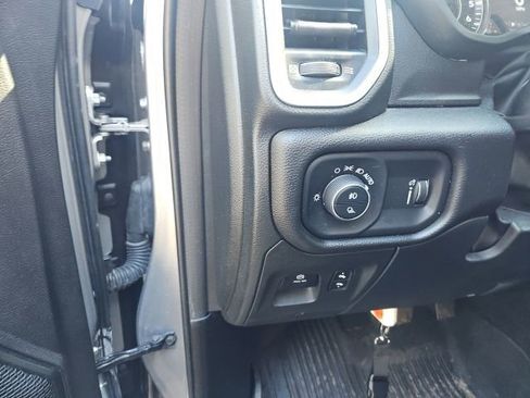 Used 2022 RAM 1500 Big Horn AWD/4WD image 10
