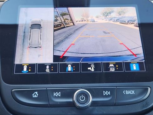 Used 2022 Chevrolet Equinox LT image 17