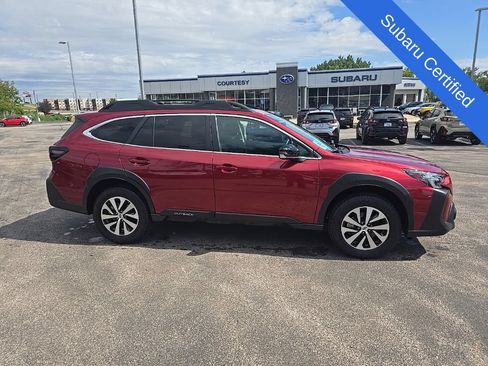 Certified 2025 Subaru Outback Premium w/ Popular Package #1A AWD/4WD image 1