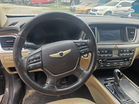 Used 2016 Hyundai Genesis 3.8 image 12
