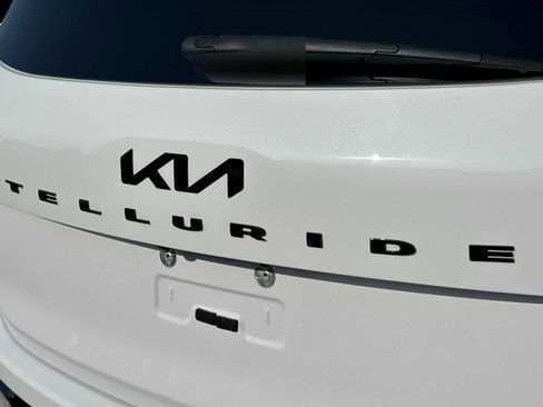 Used 2024 Kia Telluride SX Prestige X-Line AWD/4WD image 12