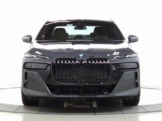 New 2025 BMW 760i xDrive w/ Premium Package video 2